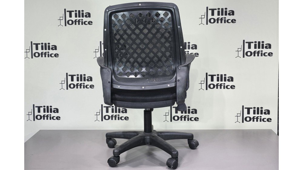 Siyah kumaş Tilia PTK ofis ve personel çalışma koltuğu, ayarlanabilir yükseklik.